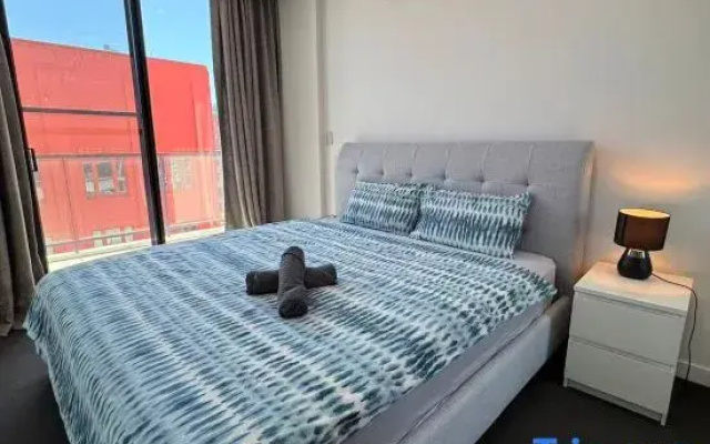 Superb 2BR Apt (Parking)/DarlingHarbour-10min walk