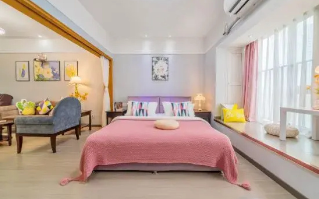 Langqing Hongsheng Hotel Apartment (Guanyin Bridge Branch)