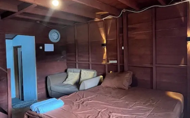 Quen'z Cabin