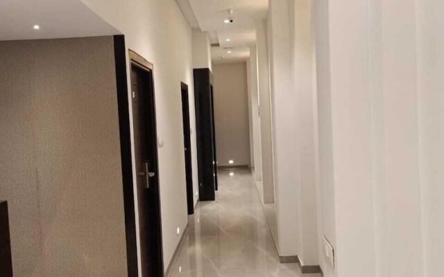 Hotel Flora Suites