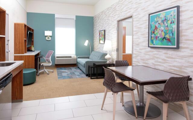 Home2 Suites by Hilton Fayetteville Fort Bragg