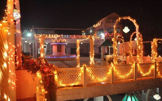 Hotel Daawat Palace