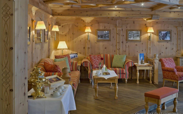 Swiss Alpine Hotel Allalin