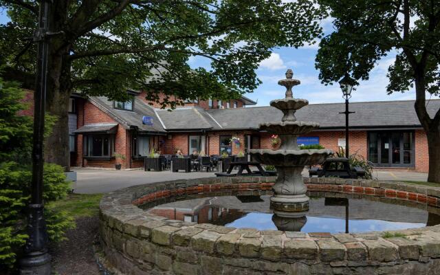 Holiday Inn Manchester - Oldham by IHG
