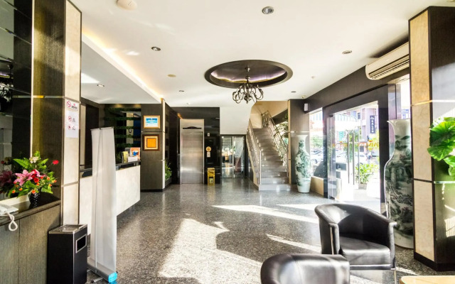 Lovina Inn Nagoya Batam