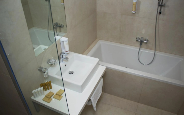 Sono Hotel