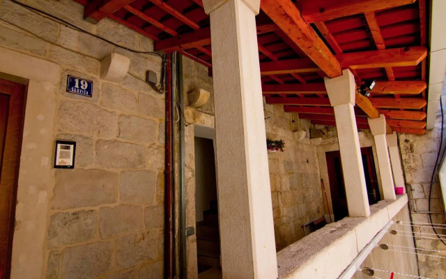 Luxury Old Town Suites