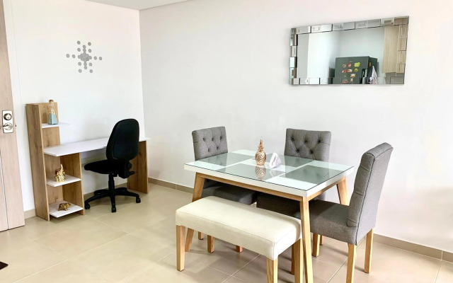 CE26 Beautifull Apartment and Parking