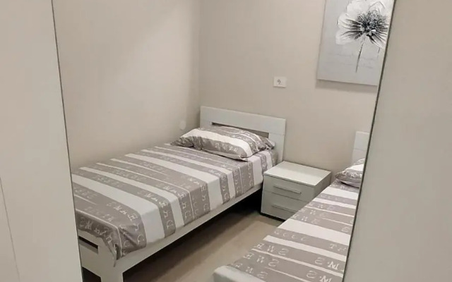 Spacious Izola Apartment SL