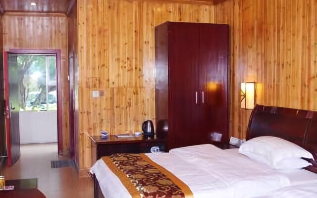 Tongcheng Business Hotel
