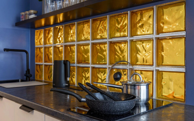 Axis (Аксис) на улице Руставели