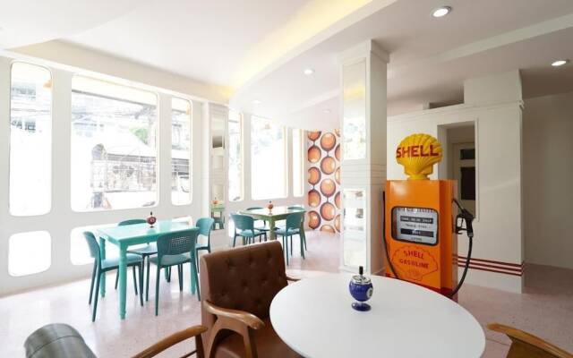 RoomQuest Hotel Pratunam