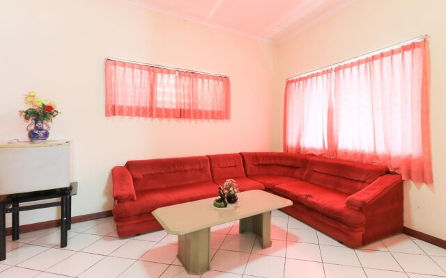 OYO 90132 Lie Mas Hotel