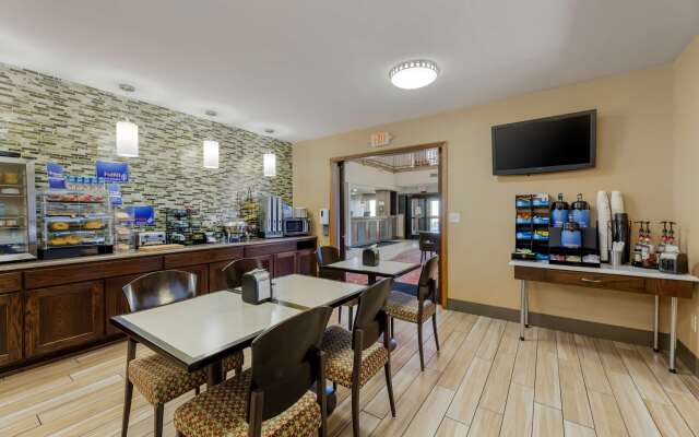 Best Western Falcon Plaza - Bowling Green