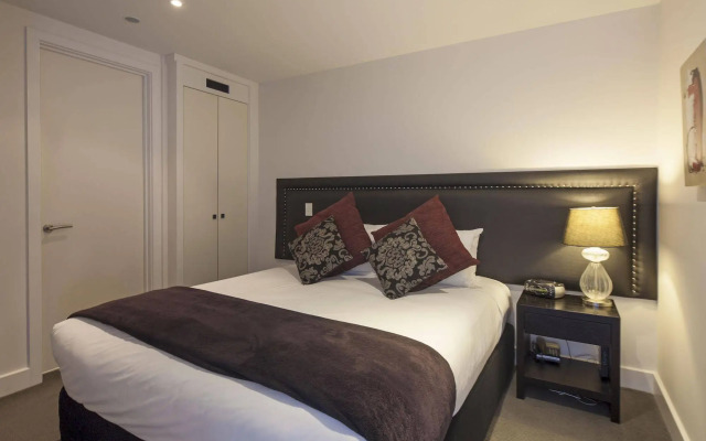 Luxury Lake Suites