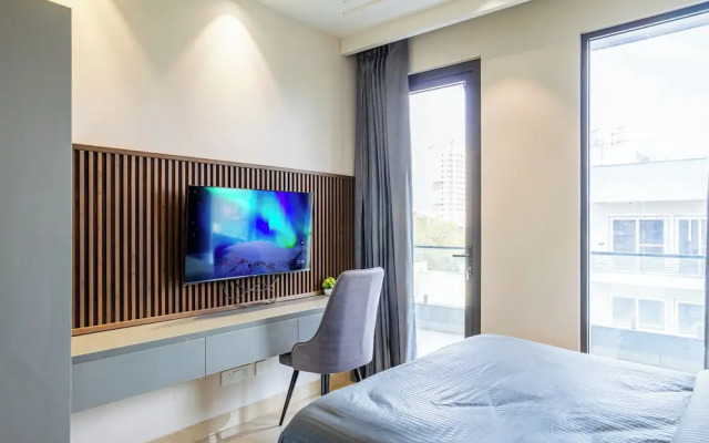 Housr Sector 56 Gurgaon Golf Course Road