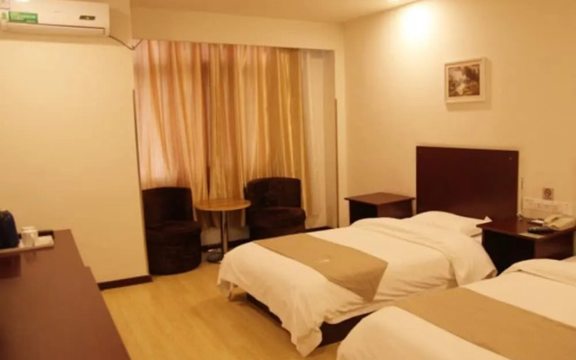 GreenTree Alliance Jinan Licheng Town Yaohua Road Yaoqiang Airport Hotel