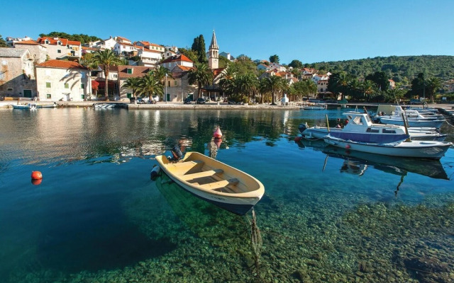 Beautiful Home in Split With Wifi and 4 Bedrooms