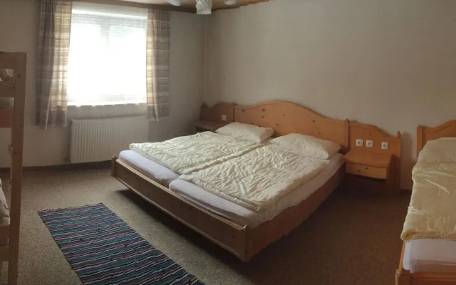 Charming Holiday Home in Gosau