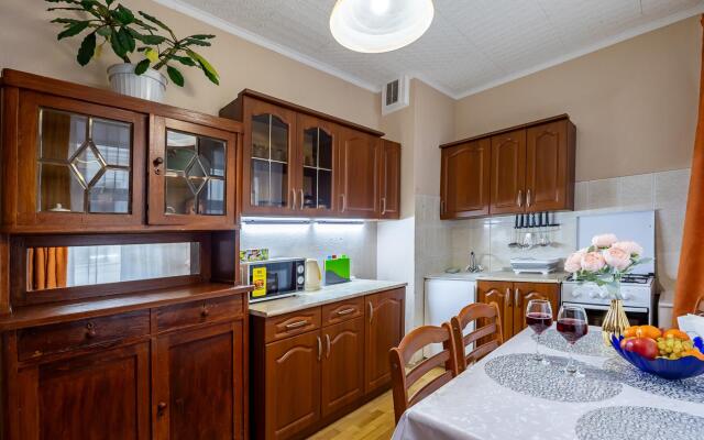 Апартаменты на улице Красина