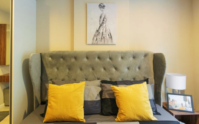 Near BK University Quiet Condo in Rama4 bkb141