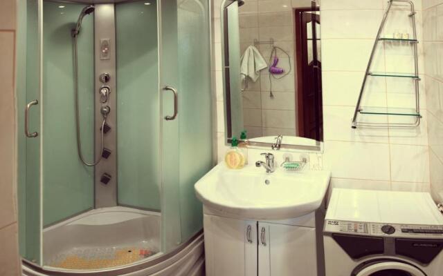 Apartment on Svobody 7