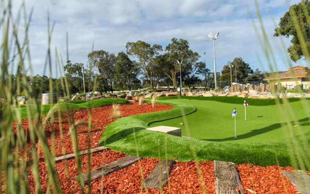 Novotel Swan Valley Vines Resort