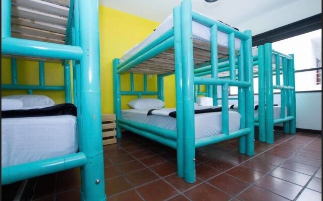 Hostal Experience B&B Estadio - Hostel