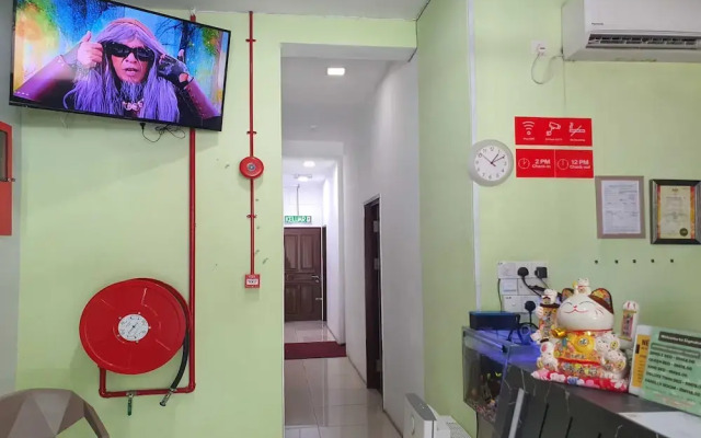 OYO 91053 Signature Inn Miri