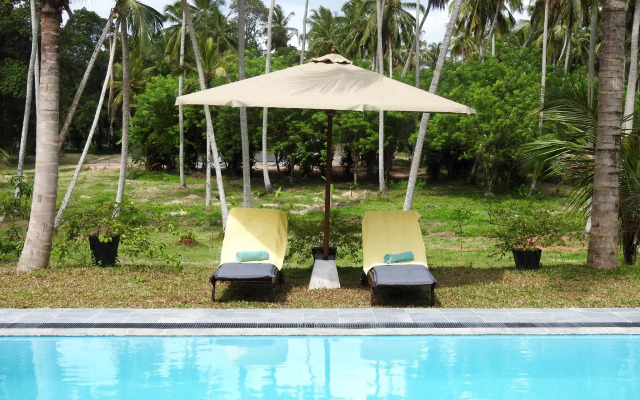 Ambarella Lodge & Spice Garden