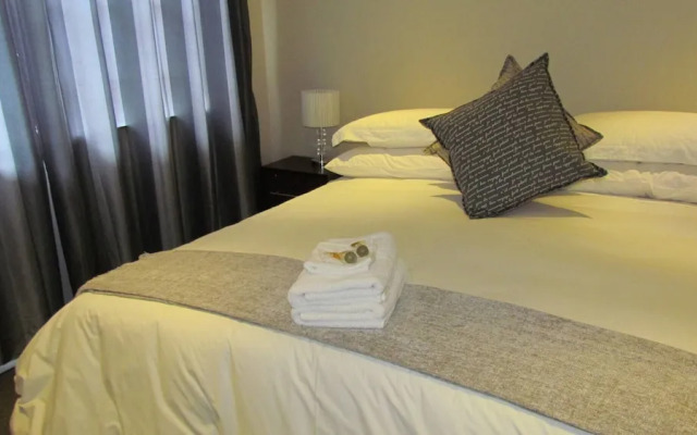 Comfortable Furnished Apartment Wi-fi Free Parking