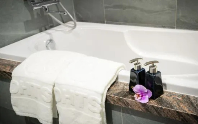 DHTS Business Hotel & Apartment