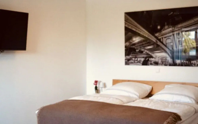 Hürth-Köln Studio Apartment A