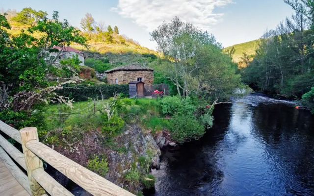 Modern Apartment in Riello with Hot Tub