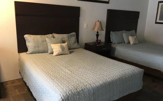 White Pine Motel