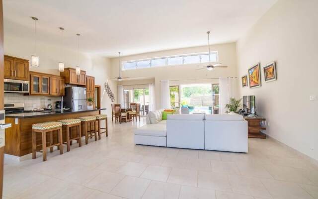 Contemporary Design With Lots of big Windows