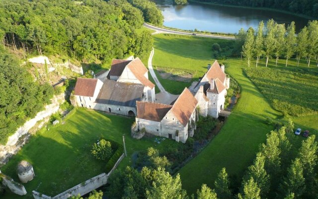 Chateau Monastere de la Corroirie