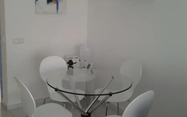 Allyene Garden View Apartment