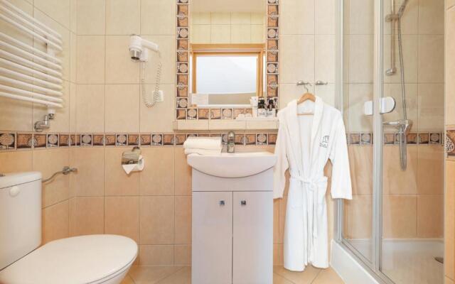 Villa Hoff Wellness & SPA Hotel