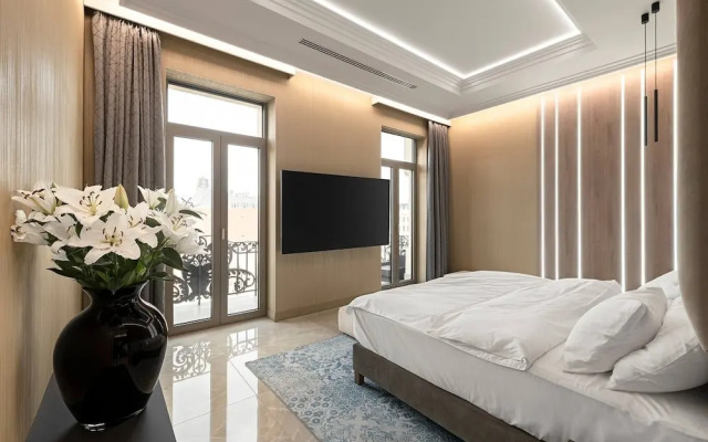 Luxury Penthouse In Downtown
