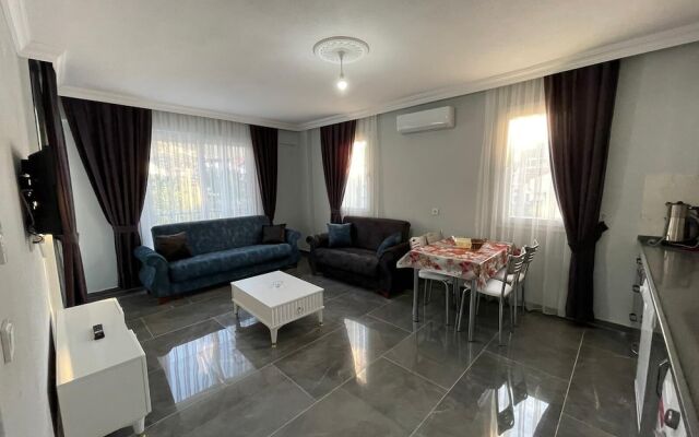 Ayilmaz Apart