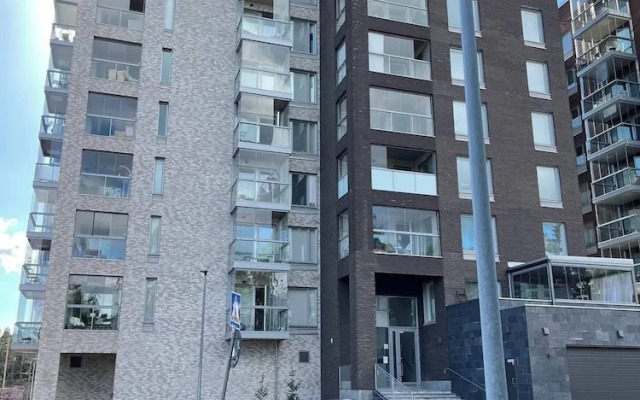 Room-cozy 3 Bedroom Apartment in Heart o