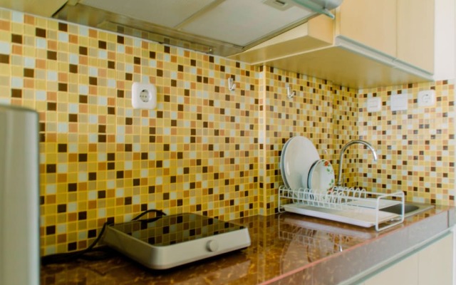 Comfortable and Simply Studio Apartment at Tamansari Skylounge