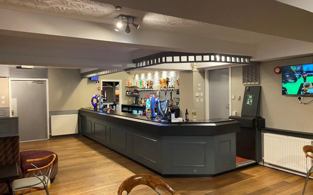 Smithton Hotel