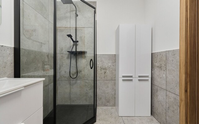 Apartments Wagrowska 12H by Renters