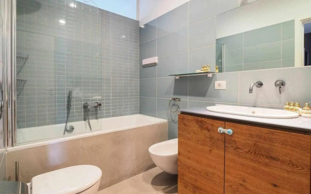 UCA14 Luxury large apartment with private terrace in Citylife