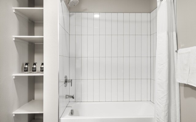 CozySuites at Westgate