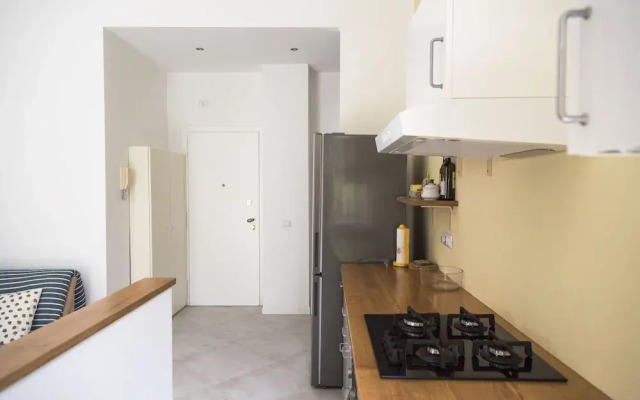 1 Bedroom Flat with Garden