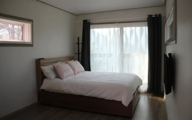 Moonlight Village Pension