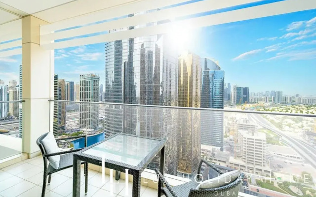 LUX  The Bonnington JLT Suite 2